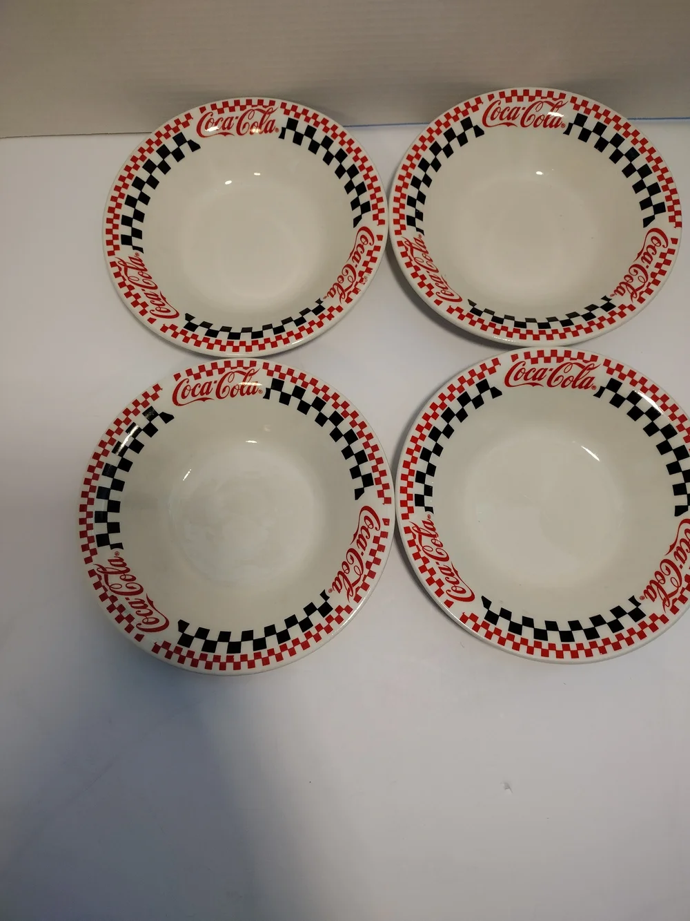 Set of 4 Gibson Coca-Cola 1996 8-inch Soup Salad Bowls Black Red White Checkered